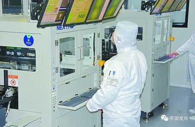 鹽城亭湖 瞄準首位首席首選，全力沖刺四季度網絡信息技術發展